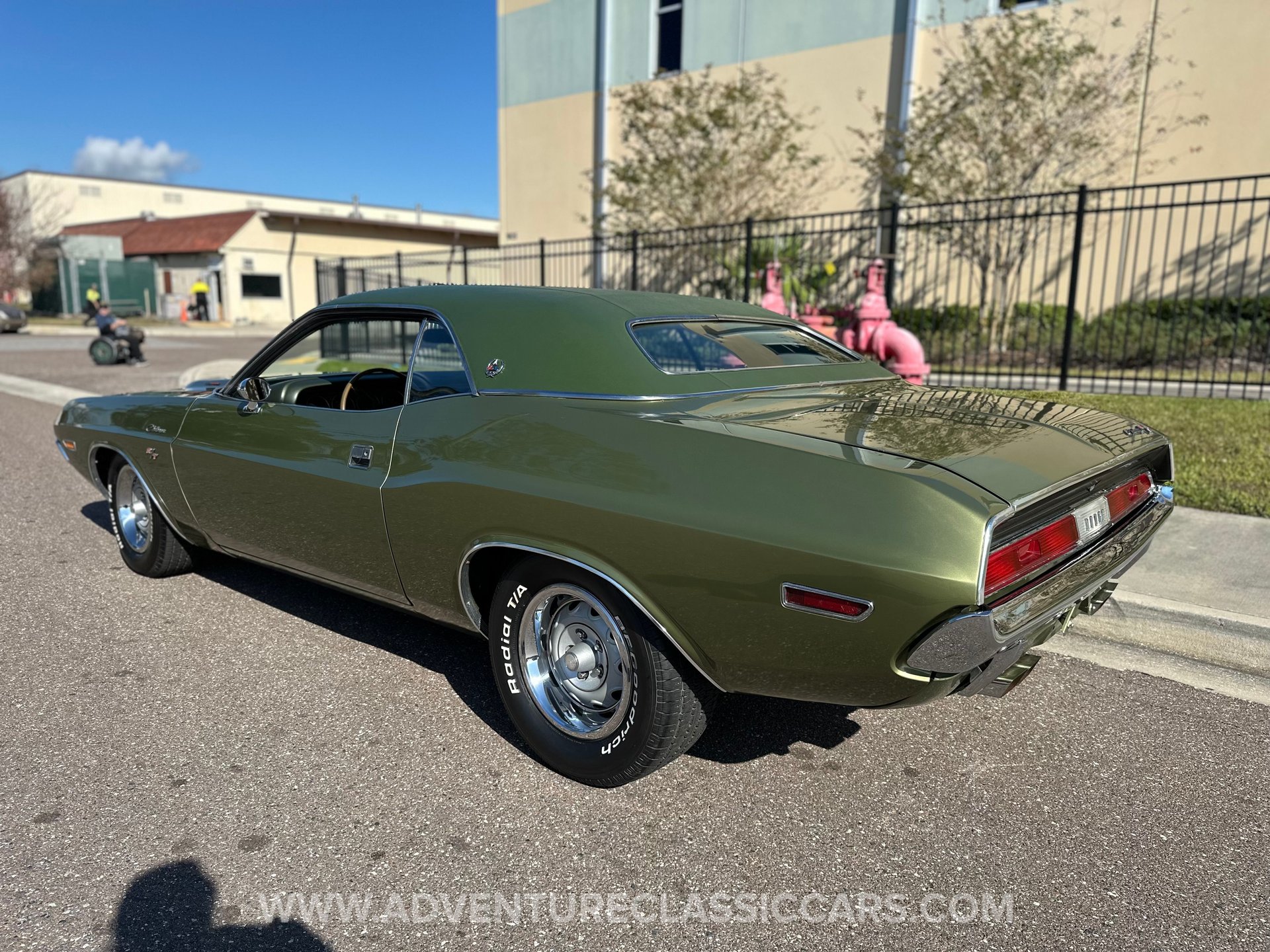 Photo 10 - 1970 Dodge Challenger R/T SE